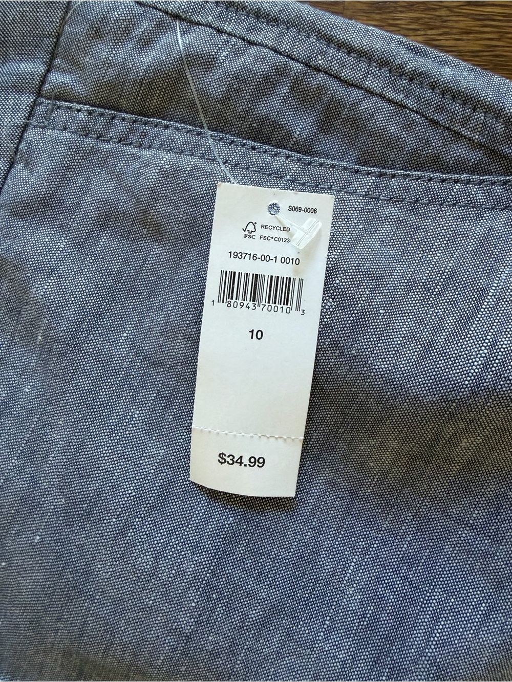 2 GAP Women’s Light Blue Chambray Flat-Front Shorts, 3” and 5” inseam, size 10 - Picture 8 of 10